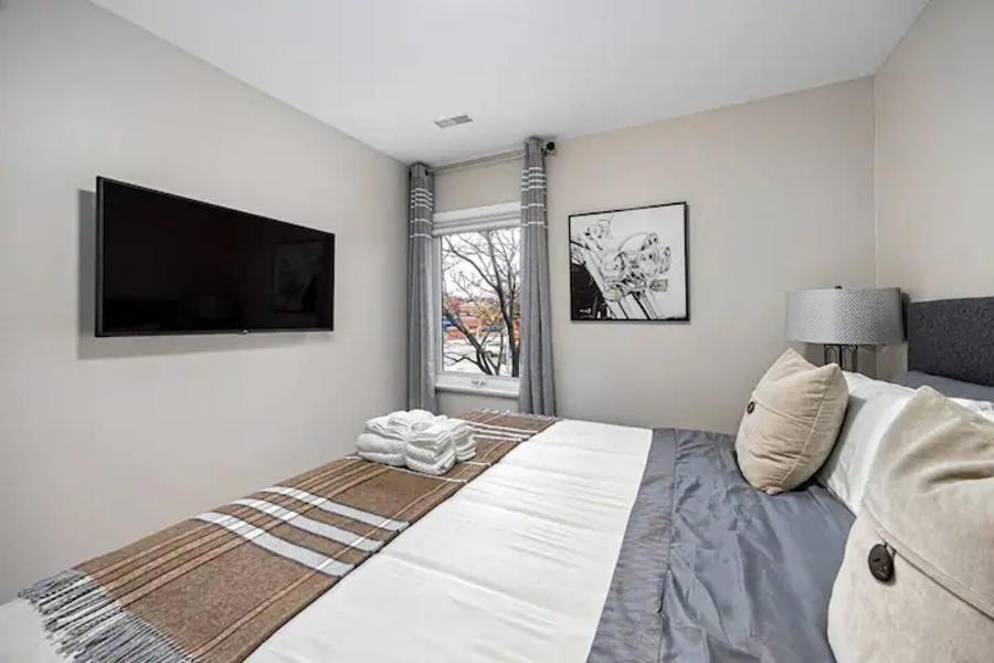 Casa Hotels Toronto Exterior photo
